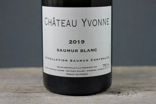 2019 Château Yvonne Saumur Blanc - $40-$60 - 2019 - 750ml - Appellation: Saumur - Bottle Size: 750ml