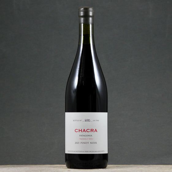 2023 Bodega Chacra Treinta y Dos Pinot Noir